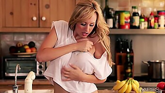 Brett Rossi In Azione Hardcore Milf Su Babes.Com