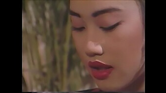 Klasik Asya Vintage: Mimi Miyagi Retro Porno Videosunda